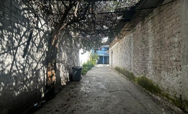 Casa en venta en Tequexquináhuac con uso de suelo mixto