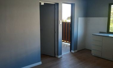 COMPLEJO COMPLET0: 8 DTPS ,DUPLEX Y LOCAL COMERC.