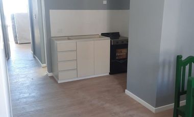 COMPLEJO COMPLET0: 8 DTPS ,DUPLEX Y LOCAL COMERC.