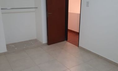 COMPLEJO COMPLET0: 8 DTPS ,DUPLEX Y LOCAL COMERC.