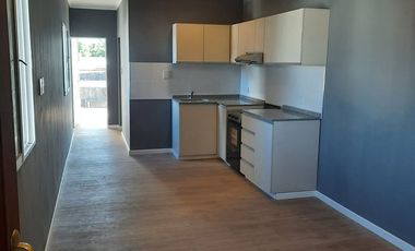 COMPLEJO COMPLET0: 8 DTPS ,DUPLEX Y LOCAL COMERC.