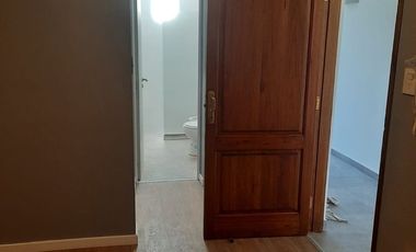 COMPLEJO COMPLET0: 8 DTPS ,DUPLEX Y LOCAL COMERC.