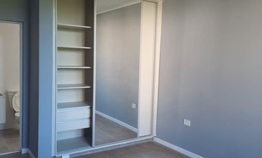 COMPLEJO COMPLET0: 8 DTPS ,DUPLEX Y LOCAL COMERC.