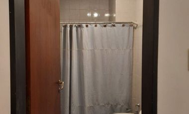 COMPLEJO COMPLET0: 8 DTPS ,DUPLEX Y LOCAL COMERC.
