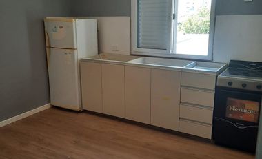 COMPLEJO COMPLET0: 8 DTPS ,DUPLEX Y LOCAL COMERC.