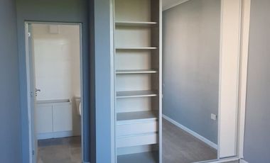 COMPLEJO COMPLET0: 8 DTPS ,DUPLEX Y LOCAL COMERC.