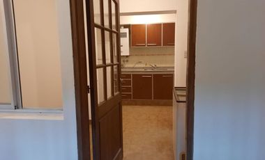 COMPLEJO COMPLET0: 8 DTPS ,DUPLEX Y LOCAL COMERC.