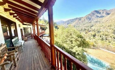 Casa en arriendo  en LO BARNECHEA