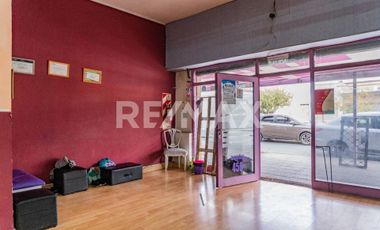 CASA  Y SALÓN COMERCIAL EN VENTA