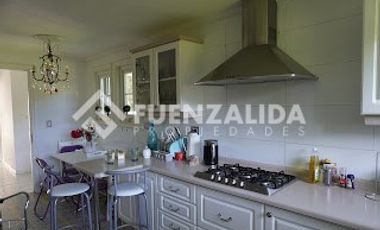 Casa en Arriendo en Playa Nicklicheck