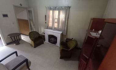 Venta casa 6 ambientes Excelente ubicacion