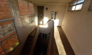 Venta casa 6 ambientes Excelente ubicacion