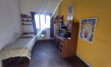 Venta casa 6 ambientes Excelente ubicacion
