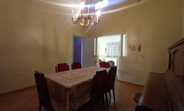 Venta casa 6 ambientes Excelente ubicacion