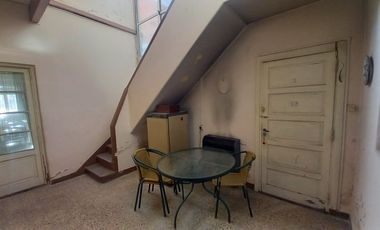 Venta casa 6 ambientes Excelente ubicacion