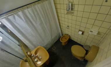 Venta casa 6 ambientes Excelente ubicacion