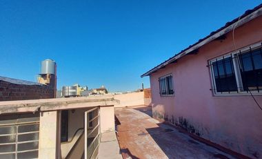 Venta casa 6 ambientes Excelente ubicacion