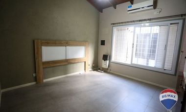 CASA 5 AMBIENTES EN VENTA EN MONTE GRANDE