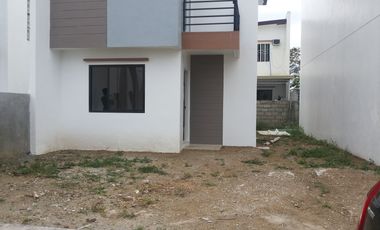 3BR RFO House and Lot For Sale along CALAX Laguna Boulevard Biñan Laguna