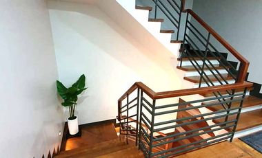 NEW RFOElegant Semi Furnished Townhouse for sale in Teachers Village Quezon City