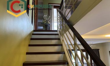 Stylish 3-Bedroom Condo with Attic Lounge Near Friendship Area