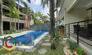Stylish 3-Bedroom Condo with Attic Lounge Near Friendship Area