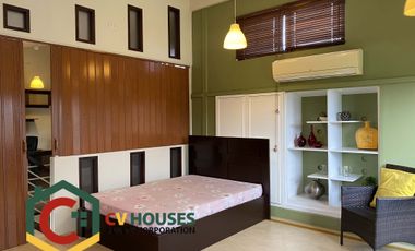 Stylish 3-Bedroom Condo with Attic Lounge Near Friendship Area