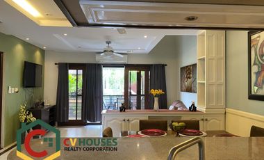 Stylish 3-Bedroom Condo with Attic Lounge Near Friendship Area