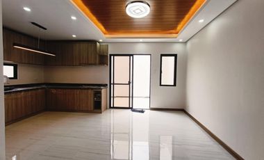 Modern Duplex Type House and Lot for Sale in San Isidro Paranaque-MD
