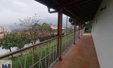 Finca en Arriendo Ubicado en Envigado Codigo 3643
