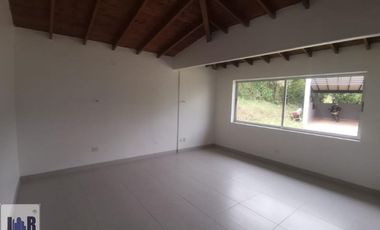 Finca en Arriendo Ubicado en Envigado Codigo 3643