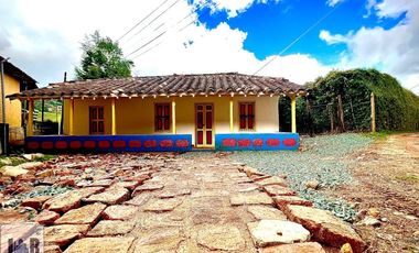Finca en Arriendo Ubicado en Medellín Codigo 3998