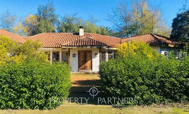 Gran Oportunidad, Casa de Campo con Huerto de Cerezos