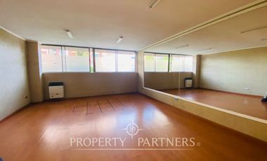01 de Agosto, se Arrienda impecable Departamento en exclusivo edificio Calatayud
