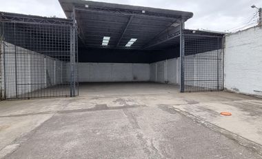 Casa   Galpón en Venta, Ambato