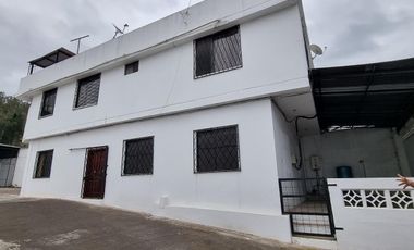 Casa   Galpón en Venta, Ambato