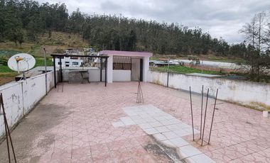 Casa   Galpón en Venta, Ambato