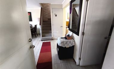 Casa en Venta en Rene Olivares Becerra