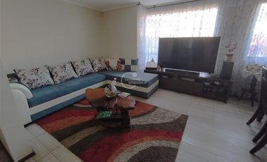 Casa en Venta en Rene Olivares Becerra