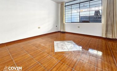 Casa en Alquiler en Cayma – a 3 minutos de la Avenida Ejercito