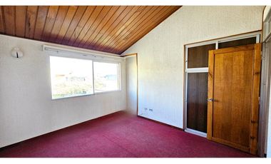 Casa con Gran Terreno en Arica