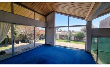 Casa con Gran Terreno en Arica