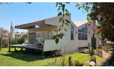 Casa con Gran Terreno en Arica