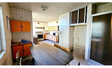 Casa con Gran Terreno en Arica