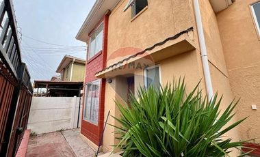 Tu Nuevo Hogar en Paine: Casa de 3 Dormitorios