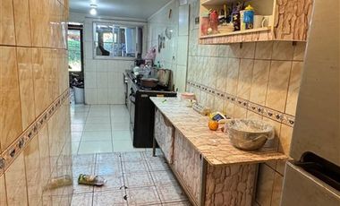 Casa en Venta en VILLA LO CAQMPINO , QUILICURA