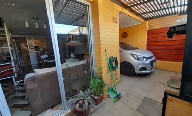 Casa en Venta en PASAJE TOKIO