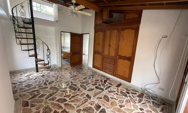 🏡 CASA EN ARRIENDO UBICADA EN ENVIGADO SECTOR BENEDICTINOS