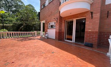 🏡 CASA EN ARRIENDO UBICADA EN ENVIGADO SECTOR BENEDICTINOS