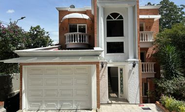 🏡 CASA EN ARRIENDO UBICADA EN ENVIGADO SECTOR BENEDICTINOS